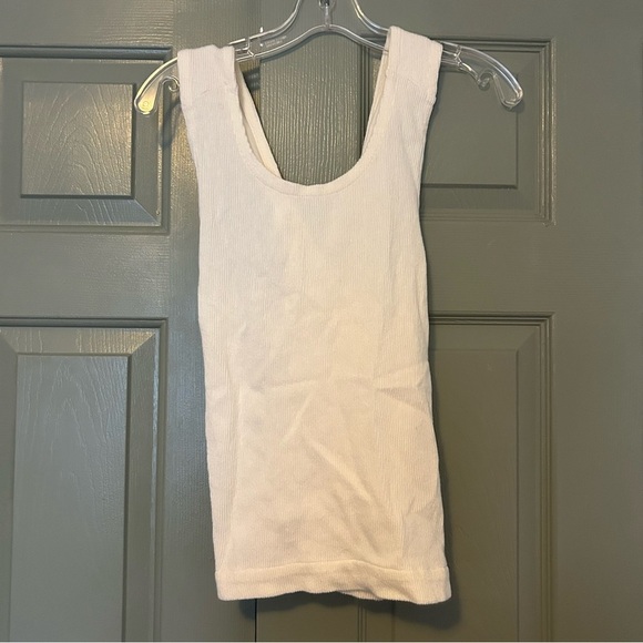 madewell white criss cross open back jaquard ottoman - Picture 3 of 6